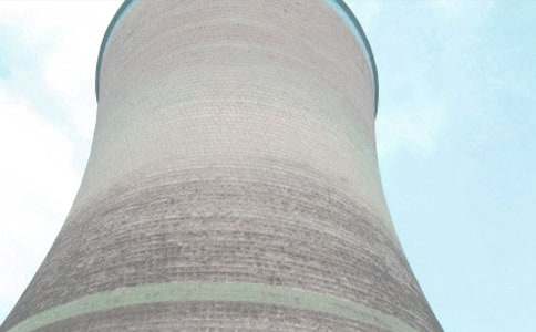 火电厂用冷却塔替代烟囱的探讨